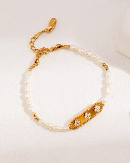 Vintage Gold and Pearl Charm Bracelet